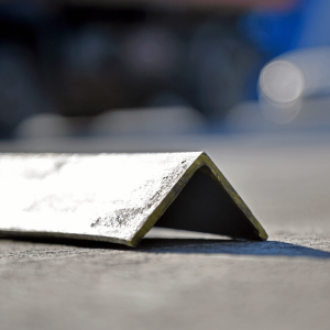 კუთხოვანა